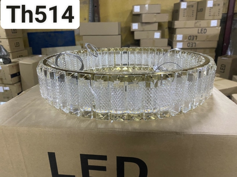 Đèn chùm Ring pha lê tam giác nhám 100% thân mạ đồng, tích hợp led dimmer 3 màu, mã TH514.1, KT (mm): D400 bản 30x75