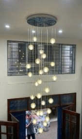 Bộ đèm chùm bocci 177TH7 gồm 39 quả trơn không có rãnh, thả tự do, mâm tròn inox gương trắng, KT(mm): D800 x H5000