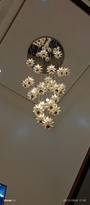 Bộ đèn thả thông tầng TH549, gồm 30 bông tuyết pha lê tích hợp led thả tự do, mâm inox gương trắng tròn, KT(mm): D800 x H3500