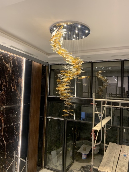 Đèn chùm pha lê thả thông minh PL025_150 lá xoài xoắn 3 màu, Inox gương trắng, KT(mm): D1000xH2000