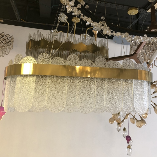 Đèn thả inox mạ đồng + pha lê trắng sần TH432.2, tích hợp led 3 chế độ ánh sáng, có điều khiển xa, Kích thước(mm): L800 x W350 x H1200