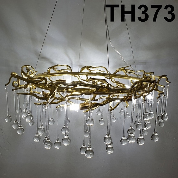 Đèn pha lê Serip TH373.1 thân màu vàng quả pha lê màu trắng, G9 x 8, KT(mm): D800