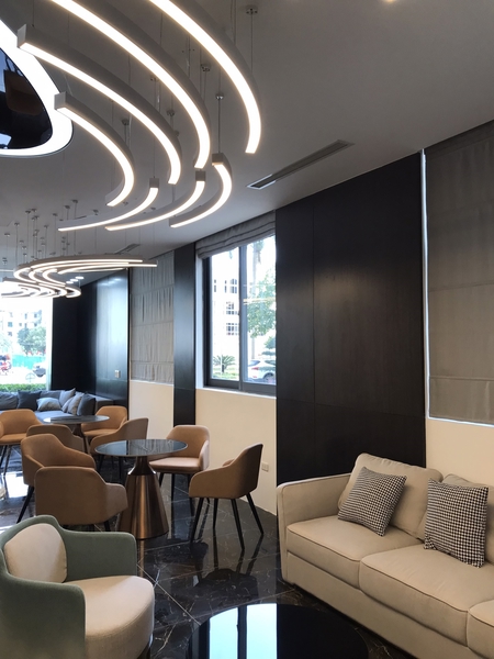 Đèn máng thả cong vỏ trắng ánh sáng vàng HD016, KT(mm): 1250x50