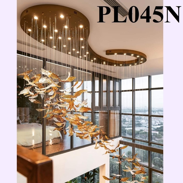 Đèn chùm pha lê thả thông minh PL045N nòng nọc, inox gương vàng, 230 lá lông vũ, KT(mm): L2400 x W1200 x H3000