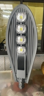 Đèn đường công suất 200W, màu ghi, ánh sáng trắng