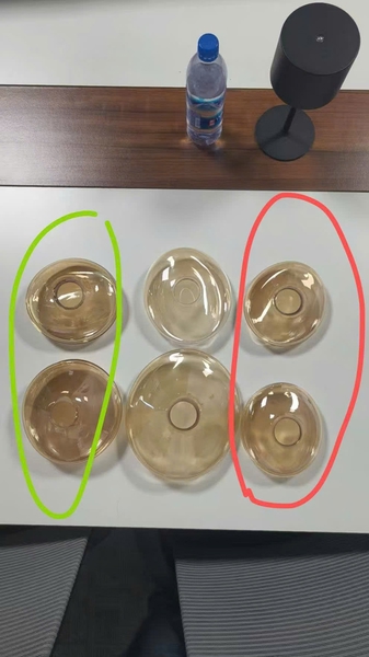 Bộ đèn lá sen 090PL4 gồm 16 lá sen ,không bóng đã gồm đầy đủ ti, chia 3 size theo thiết kế 5 +7+4, không mâm , KT(mm): L2900*W1200*H500