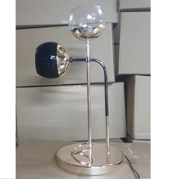 Đèn bàn chao thủy tinh màu đen trắng , KT(mm) : 280 x 550 , chao phi 150