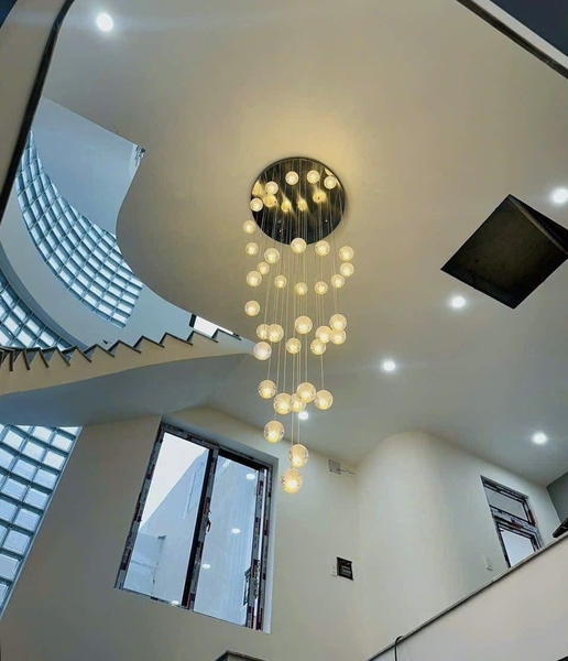 Bộ đèn chùm bocci TH177, mâm hình tròn inox gương vàng, gồm 38 quả thả xoắn ốc, KT(mm): D800 x H3000