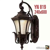 Đèn tường HD067, chất liệu sắt sơn tĩnh điện và thủy tinh, E27x01, KT(mm): D240x600