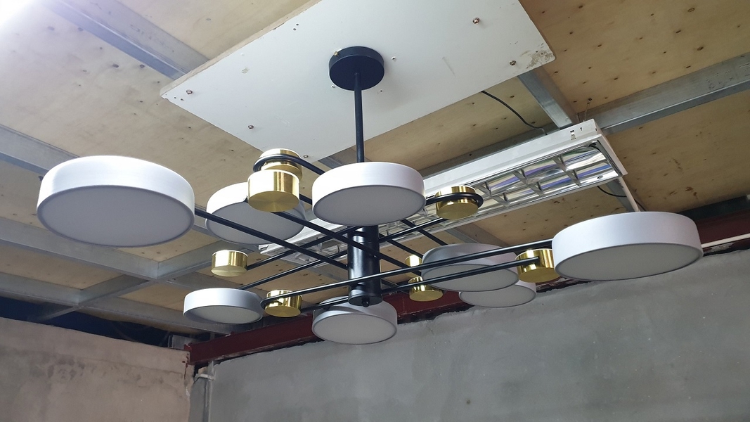 Đèn thả chùm áp trần TH369.1 Nordic mạ đồng , 08 led x 8w , KT(mm) : D1200 x 220 , thanh treo max 520mm