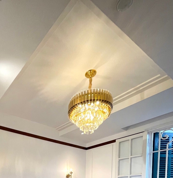 Đèn thả thân vàng hình tròn TH406, E14*6, 4 tầng phale, 88 thanh phale, KT(mm): D450