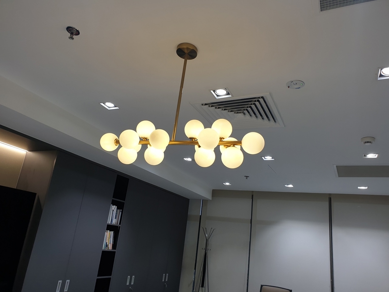 Đèn thả Nordic thả dây thân mạ đồng chao thủy tinh đục đui G4x16(chưa bóng)_TH186