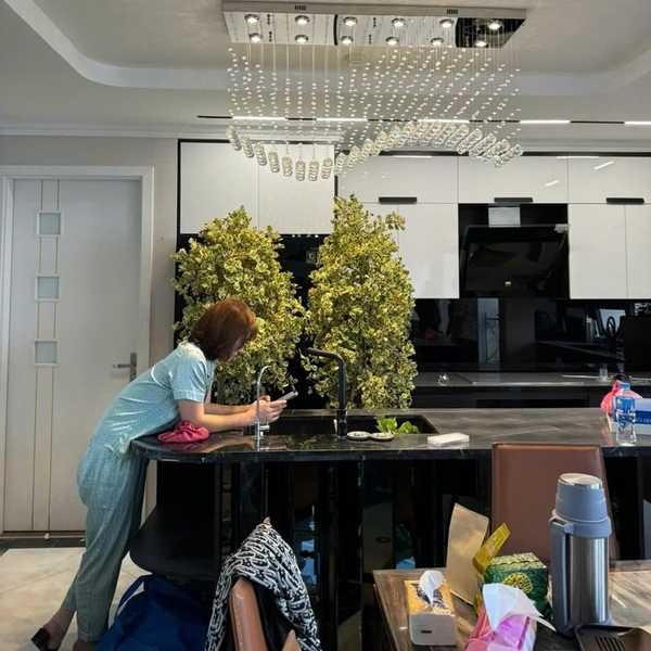 Đèn chùm pha lê thả thông minh PL007 lượn sóng,12 dimmer,  mâm inox trắng hình chữ nhật KT(mm): L1200 x W300 x H650